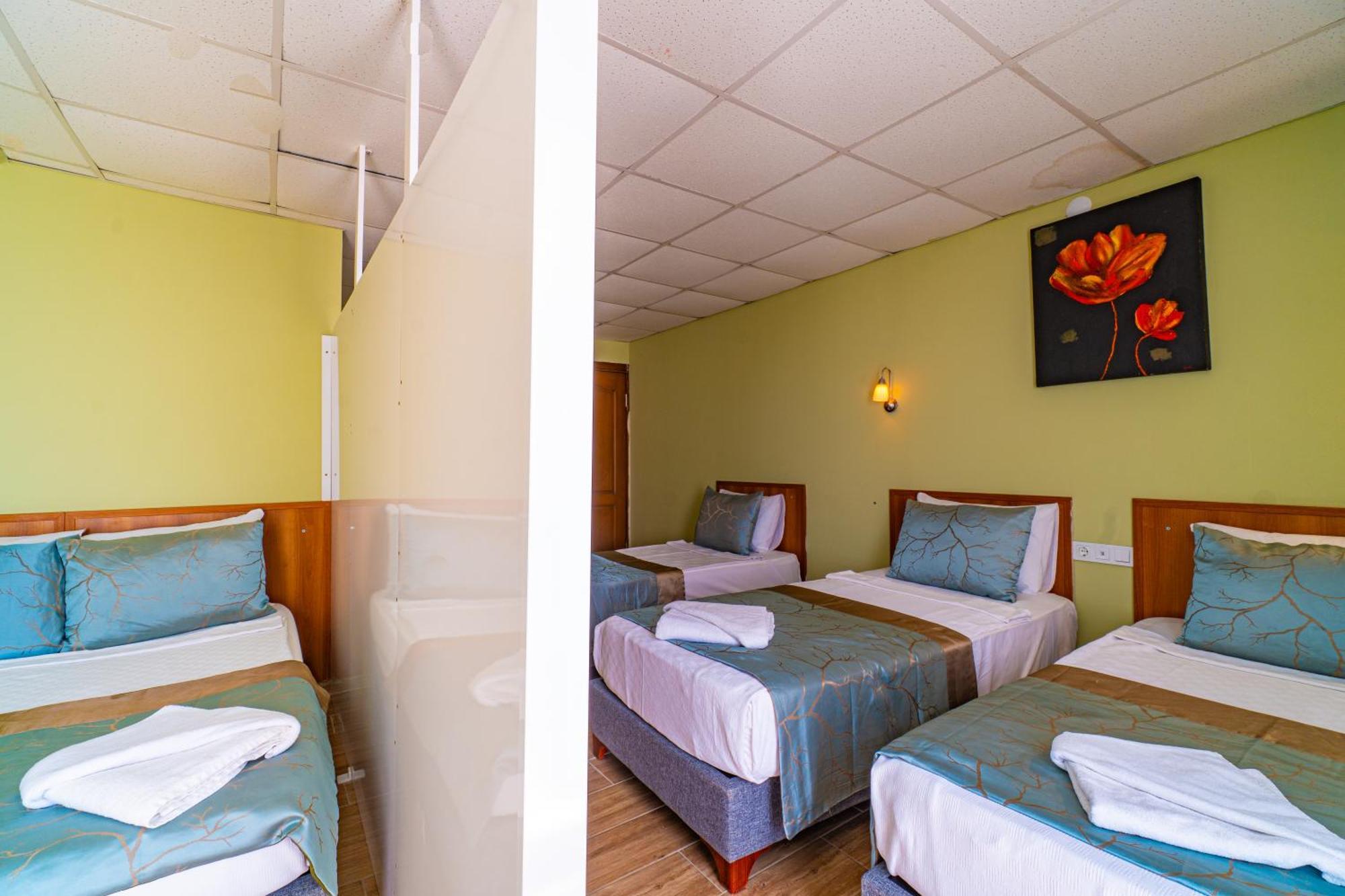 קונאקלי De Mare Family Hotel מראה חיצוני תמונה