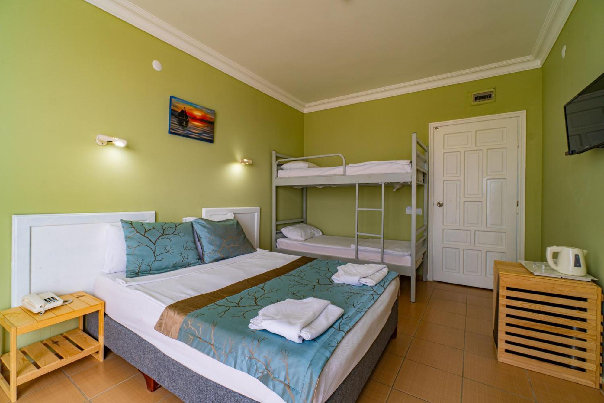 קונאקלי De Mare Family Hotel מראה חיצוני תמונה
