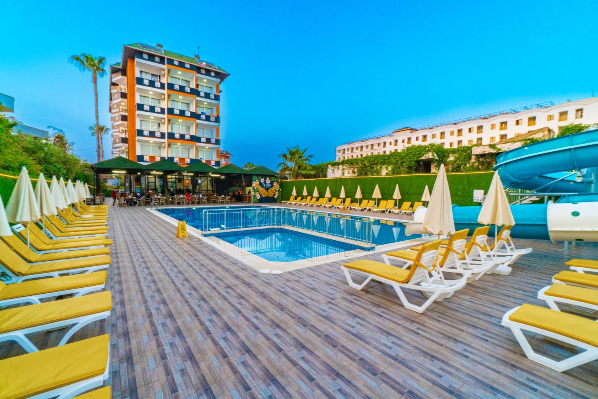 קונאקלי De Mare Family Hotel מראה חיצוני תמונה